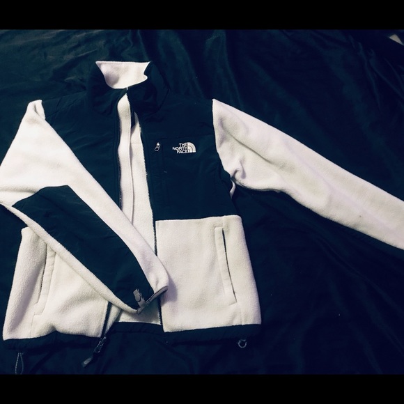The North Face Jackets & Blazers - Women’s Size Small North Face Jacket